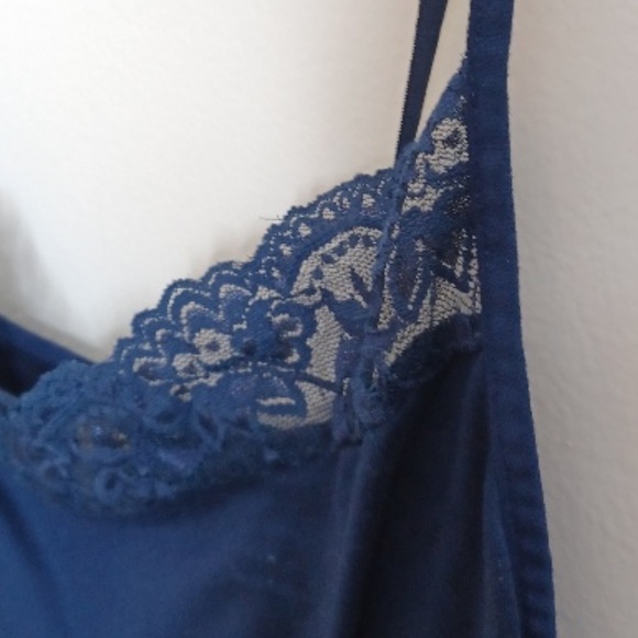 APT 9 Essentials. Floral Lace Jacquard Lace Cami Slip Top. Large. Dark Navy - Picture 5 of 14